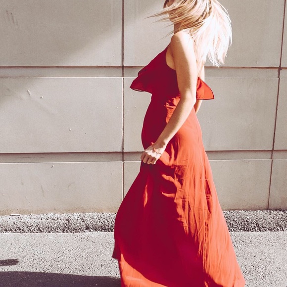 NEW ONLY WORN FOR MARKETING PHOTOS - Picture 2 of 7